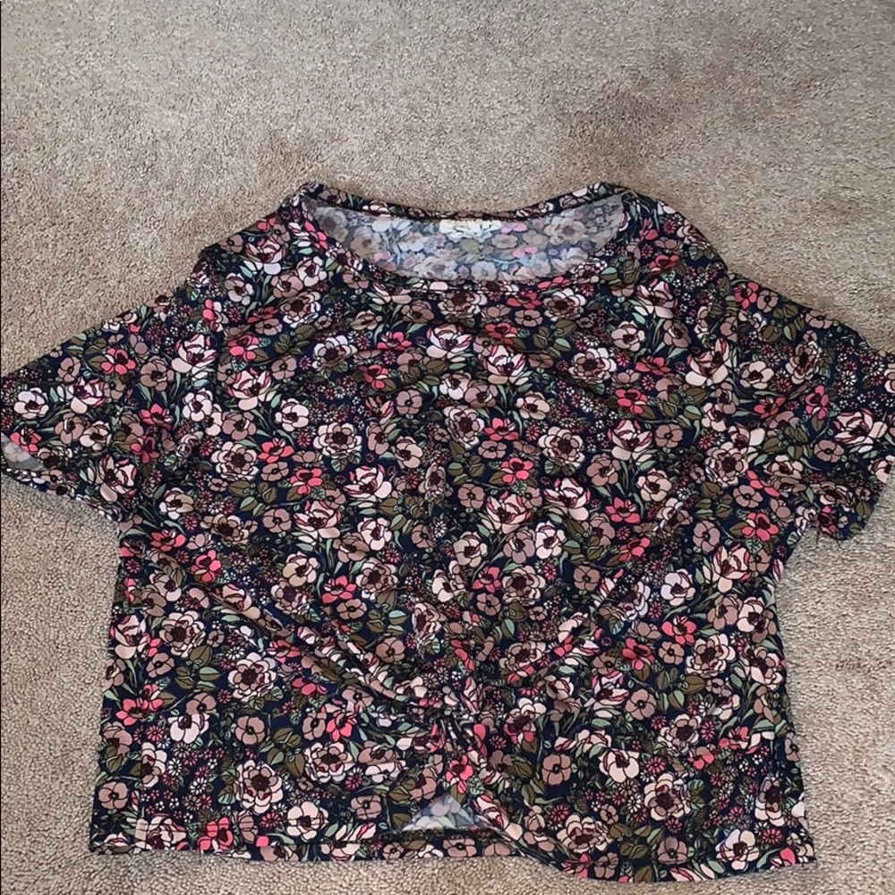 Simple floral tee
